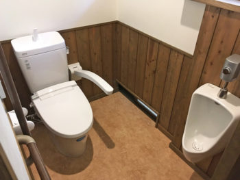 豊川市：和風のトイレを使いやすい洋風に変えたトイレリフォーム